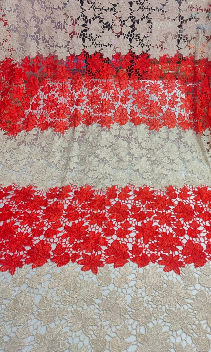 Croatia Fleur Scallop Lace