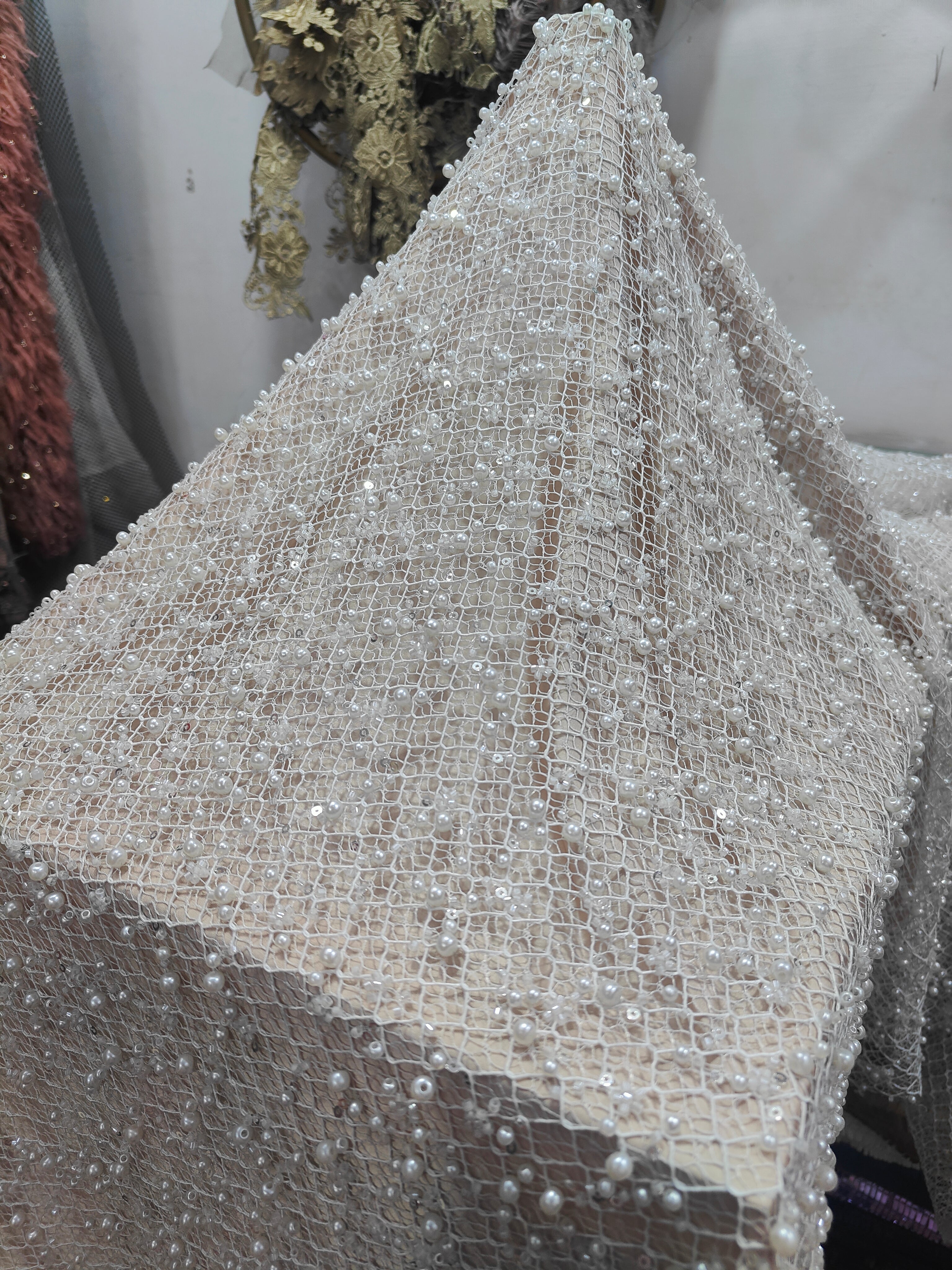 Pearl Veil Royale
