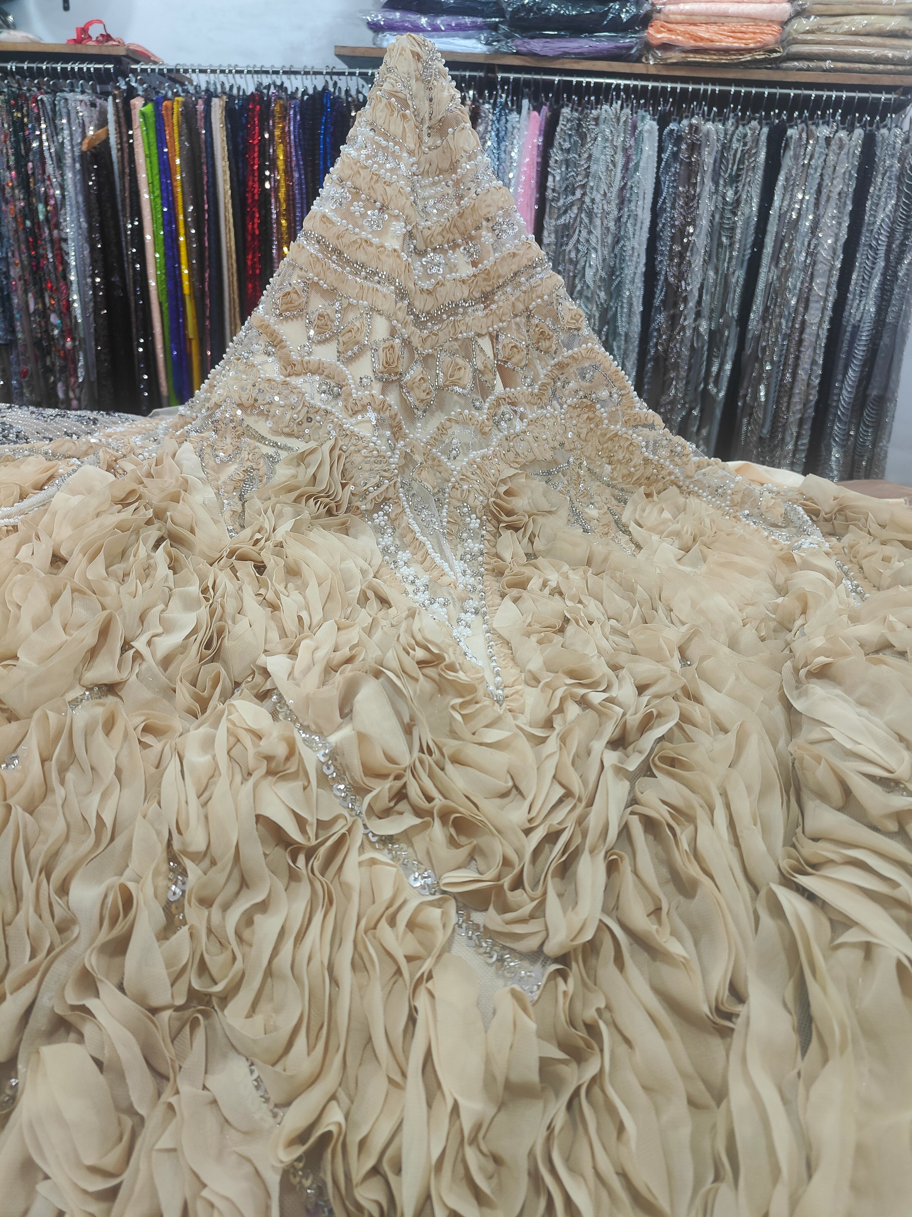 Étoile Ruffle Opulence